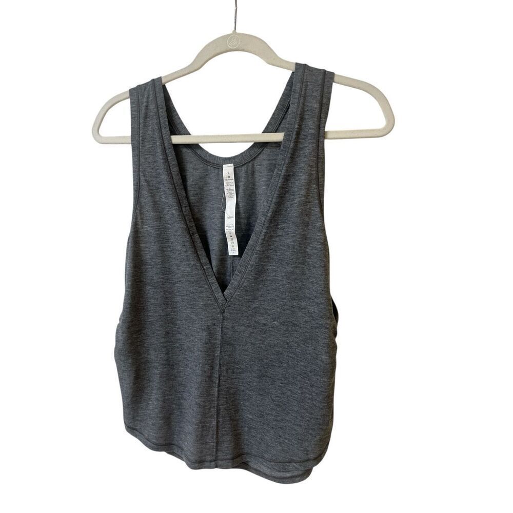 Lululemon deep v neck tank twist sides sz 2 / XS
